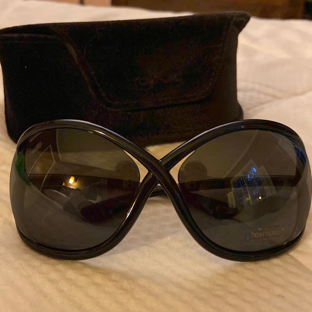 Tom Ford, “Whitney” polarized sunglasses. Brand new with case, polishing cloth.